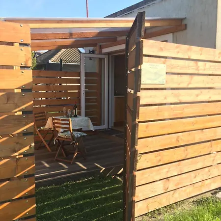 Sportbalaton Calm Little Garden Hideaway * Балатонудвари