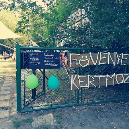 Sportbalaton Calm Little Garden Hideaway Апартаменты